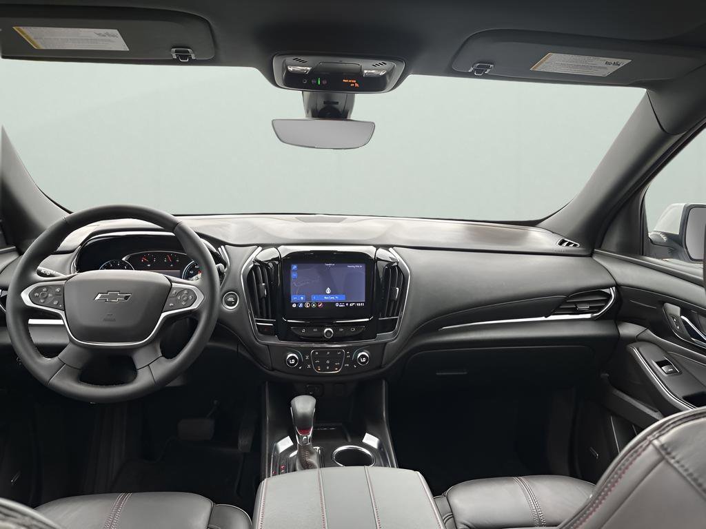 Used 2023 Chevrolet Traverse RS image 19