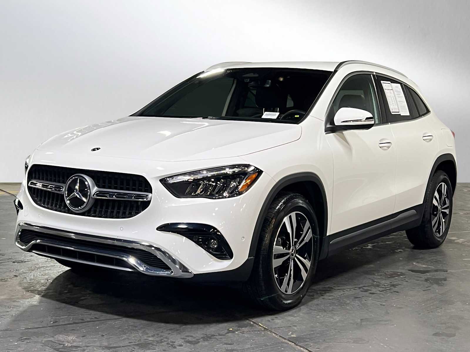 Used 2026 Mercedes-Benz GLA 250 4MATIC image 7