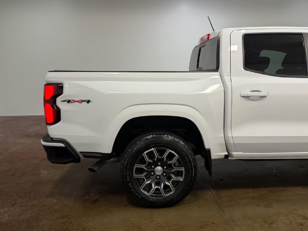 Used 2023 Chevrolet Colorado LT w/ LT Convenience Package III AWD/4WD image 34