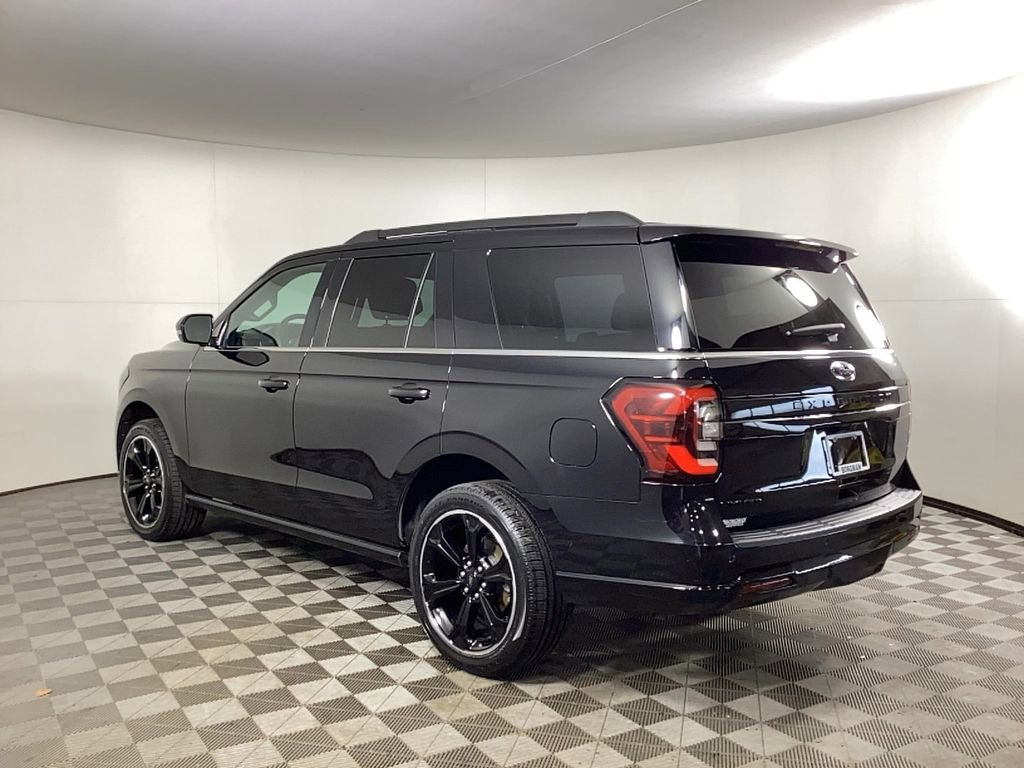 Used 2022 Ford Expedition Limited image 4