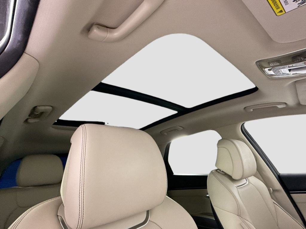 Used 2025 Genesis GV70 2.5T w/ Advanced Package AWD/4WD image 19