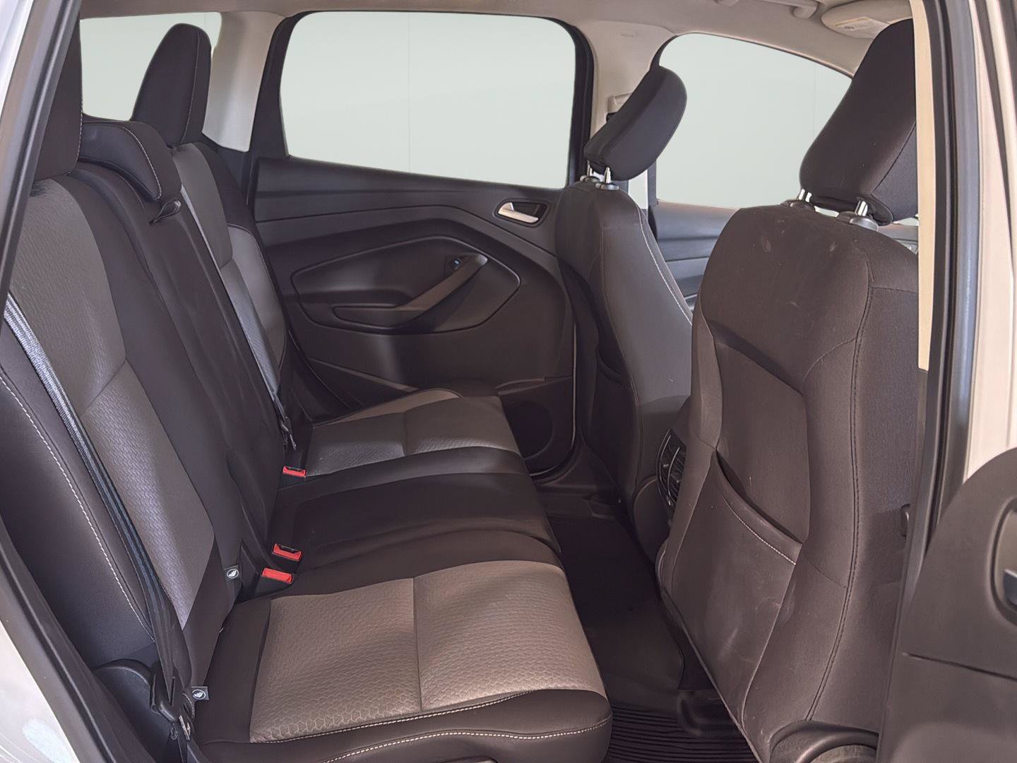 Used 2019 Ford Escape SE AWD/4WD image 15