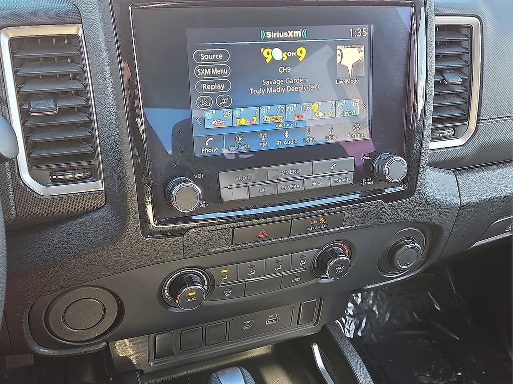 Used 2022 Nissan Frontier SV image 23