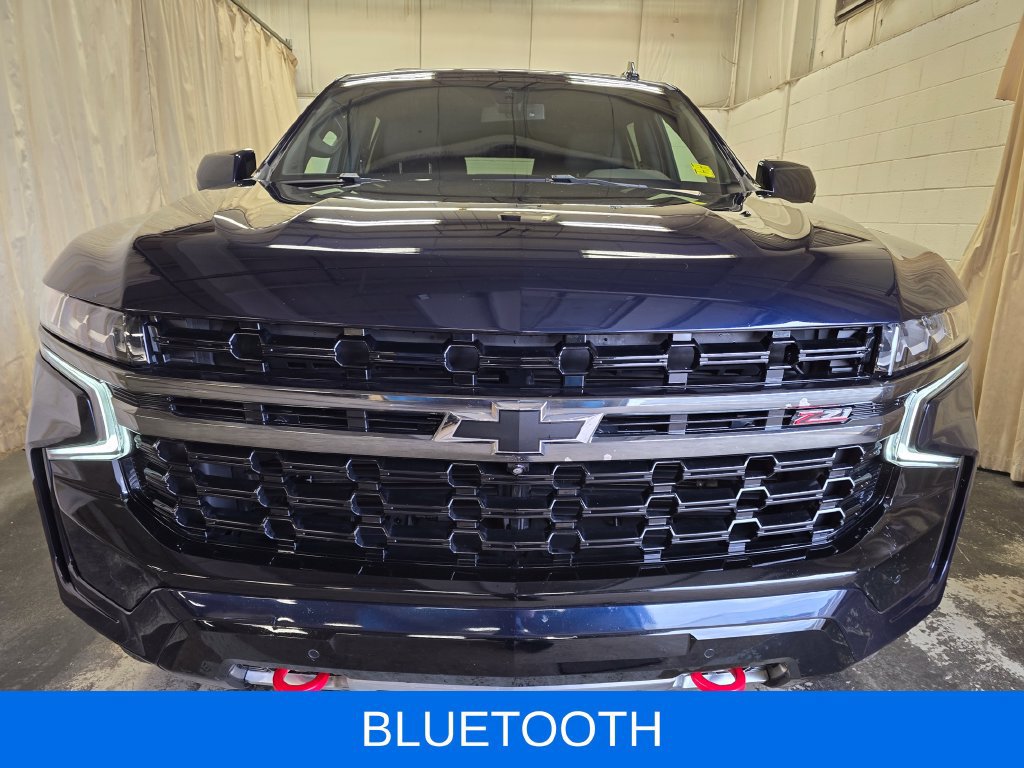 Used 2021 Chevrolet Tahoe Z71 w/ Luxury Package AWD/4WD image 4