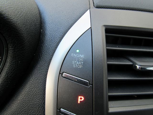 Used 2016 Lincoln MKC Premiere image 40