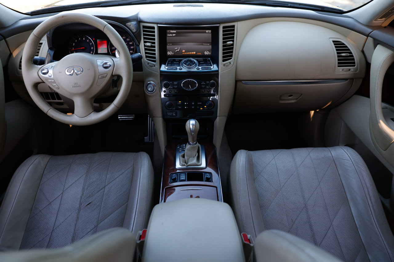 Used 2009 INFINITI FX35 AWD w/ Navigation Pkg image 21
