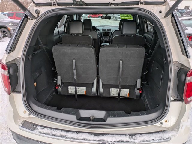 Certified 2018 Ford Explorer XLT w/ Equipment Group 202A image 22