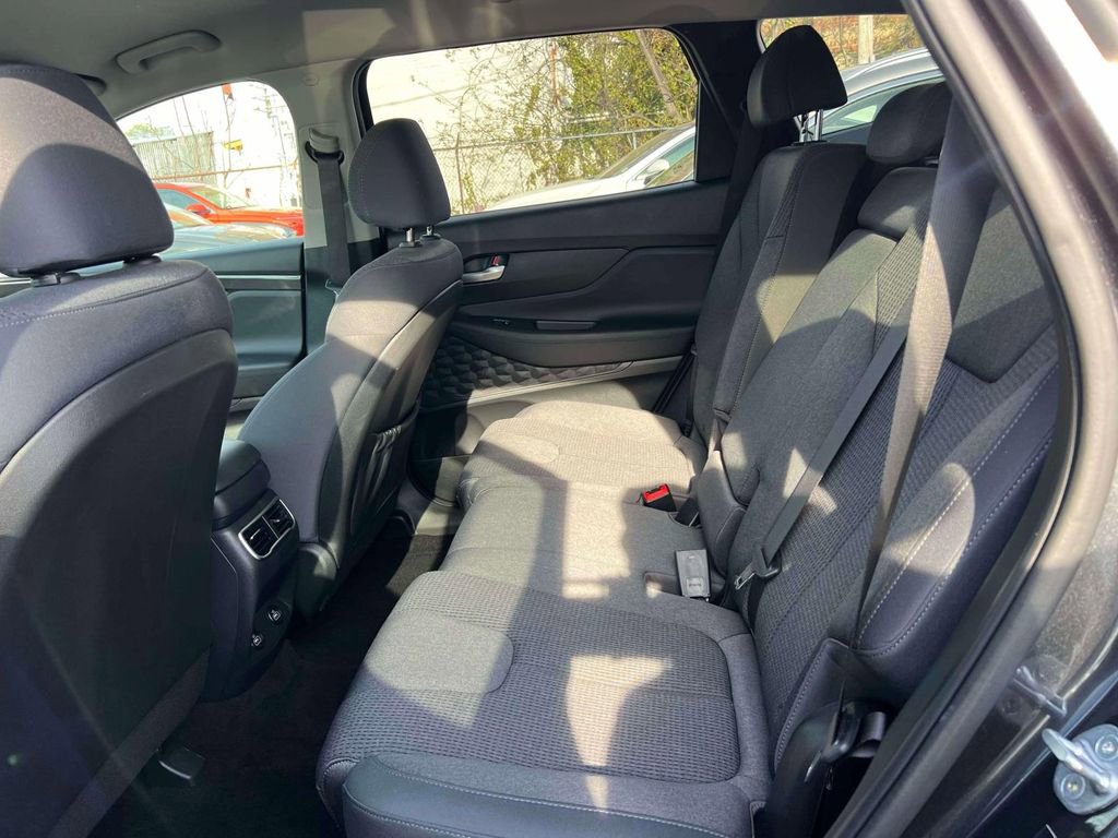 Certified 2023 Hyundai Santa Fe SEL w/ Cargo Package image 11