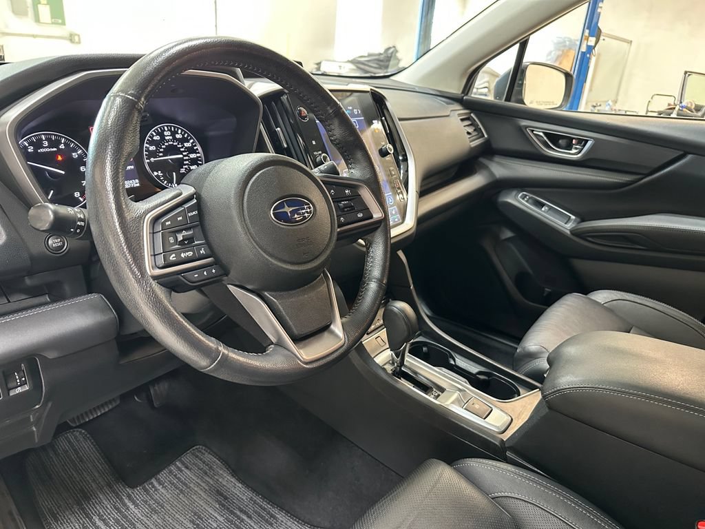 Used 2023 Subaru Ascent Limited AWD/4WD image 12