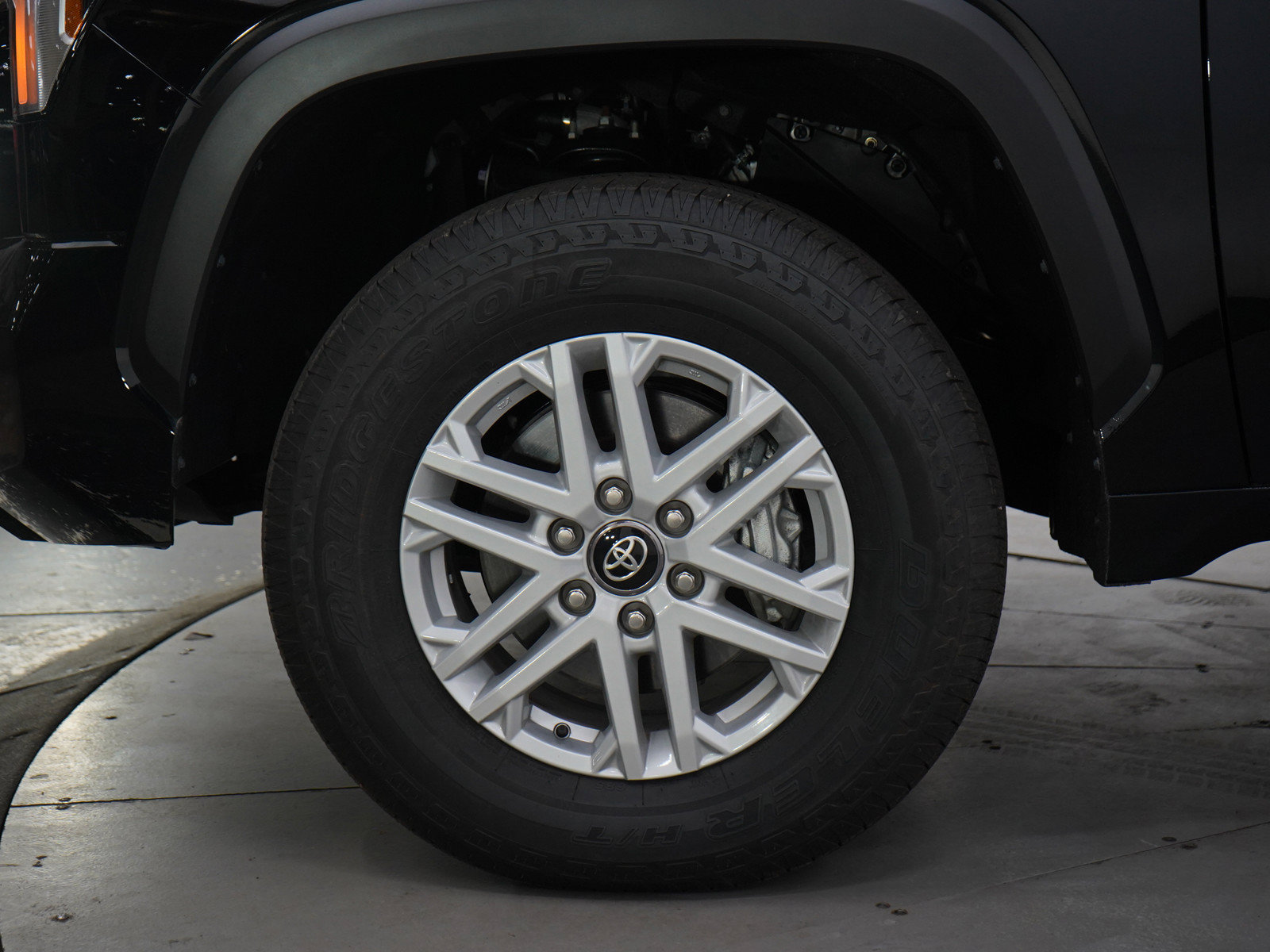 Used 2026 Toyota Tundra SR5 w/ SR5 Convenience Package AWD/4WD image 30