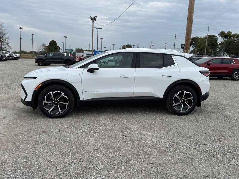 New 2026 Chevrolet Equinox EV LT FWD image 2