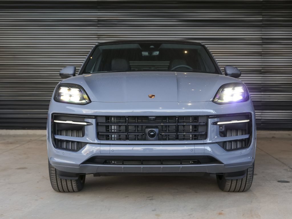 New 2026 Porsche Cayenne Coupe AWD/4WD image 10