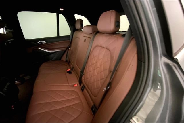Used 2024 BMW X5 sDrive40i w/ Parking Assistance Package RWD image 11