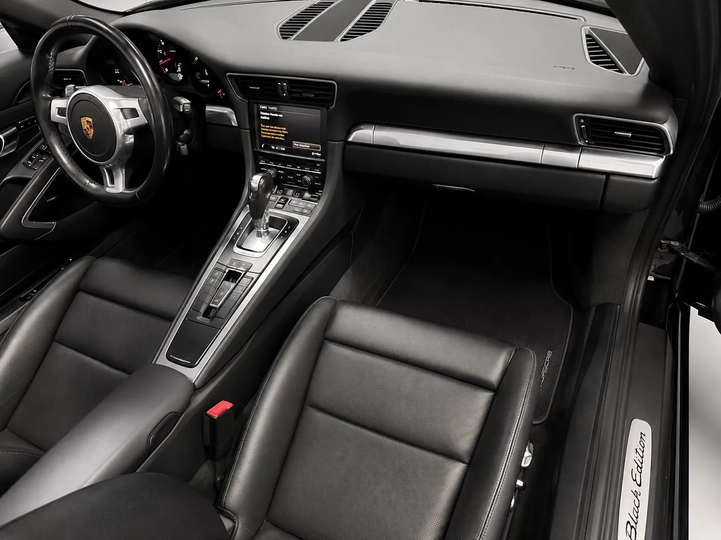 Used 2016 Porsche 911 Carrera image 17