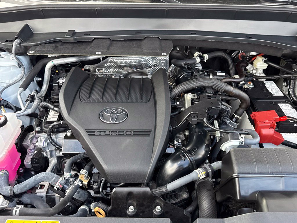 Certified 2025 Toyota Grand Highlander FWD image 33