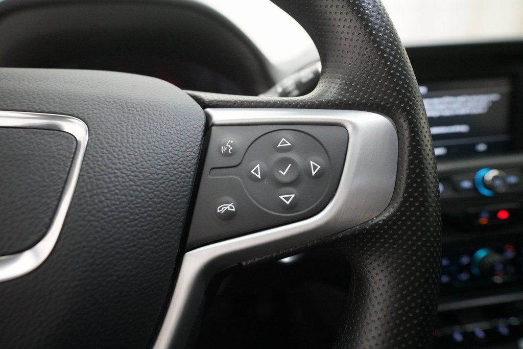 Used 2023 GMC Terrain SLE w/ Driver Convenience Package image 18