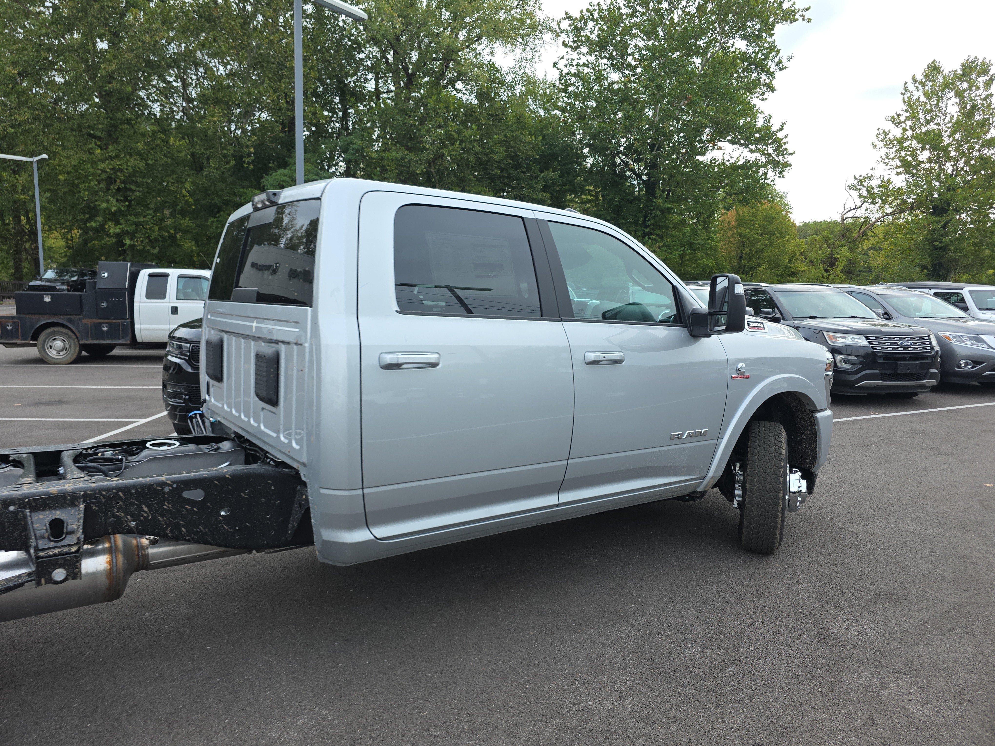 New 2027 RAM 3500 4x4 Crew Cab DRW image 25