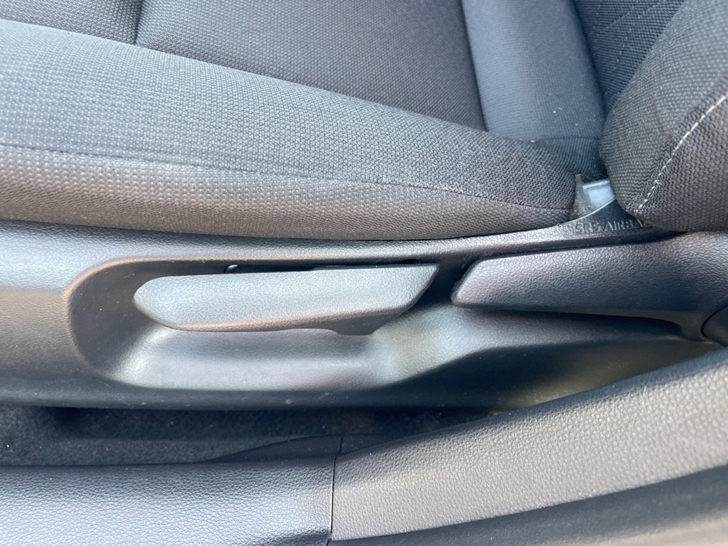 Used 2024 Toyota Corolla LE image 9