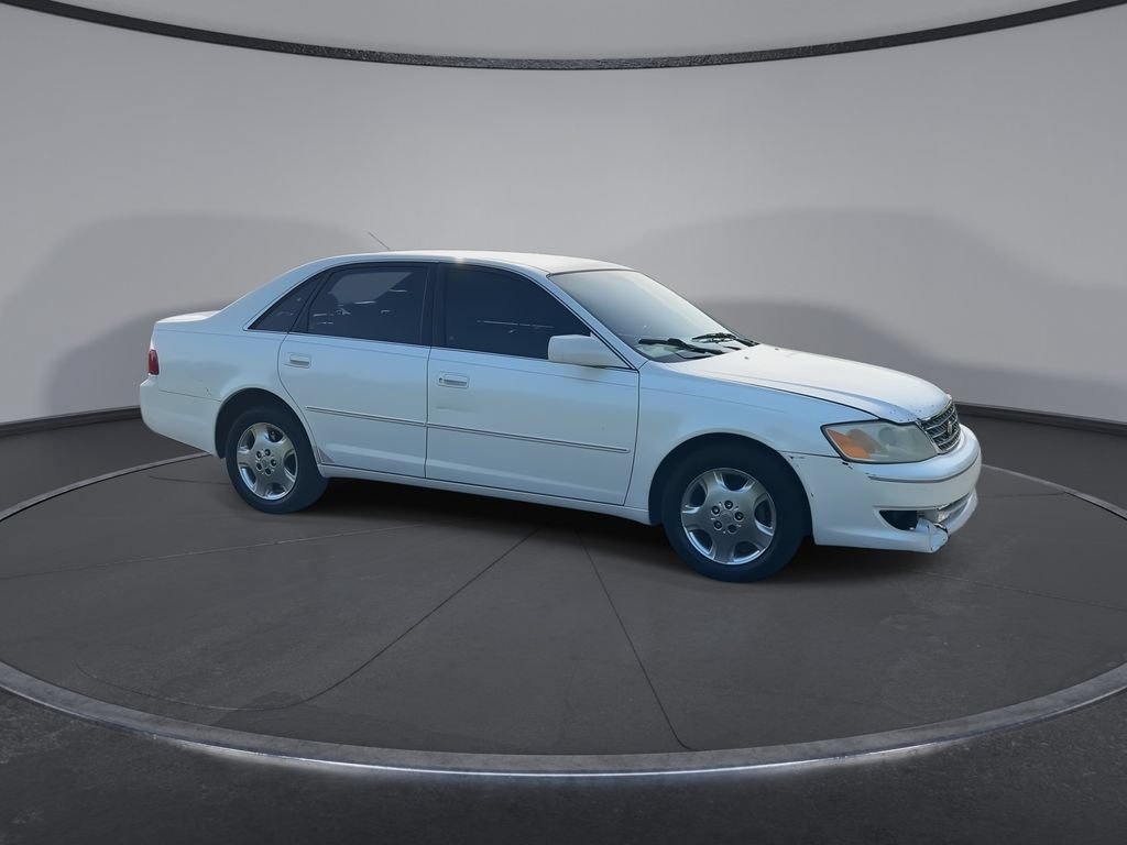 Used 2004 Toyota Avalon XL FWD image 2