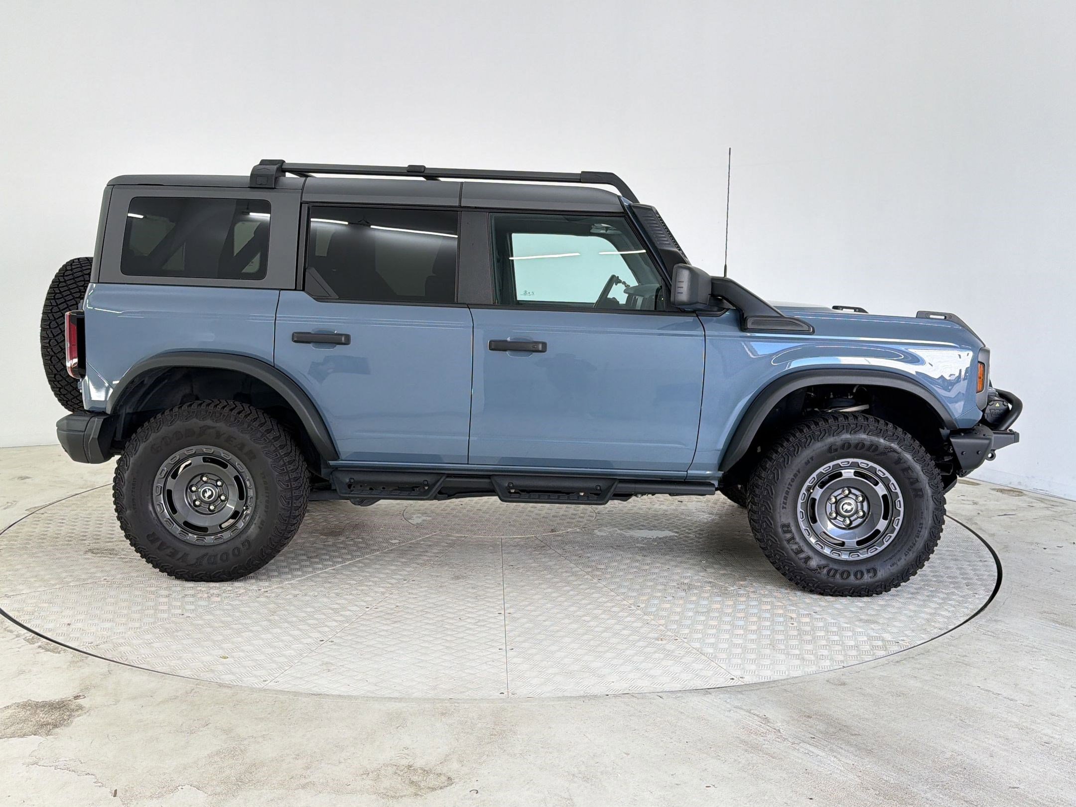 Used 2024 Ford Bronco Everglades AWD/4WD image 8