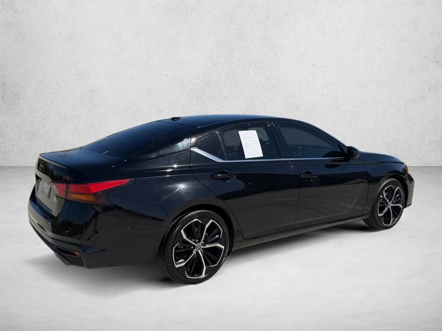 Used 2025 Nissan Altima 2.5 SR FWD image 5