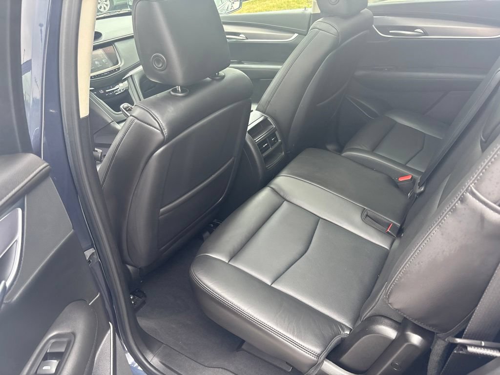 Used 2018 Cadillac XT5 Luxury AWD/4WD image 39