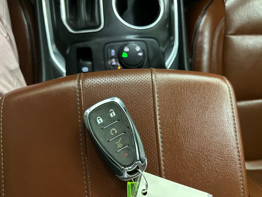 Used 2018 Chevrolet Traverse High Country AWD/4WD image 38