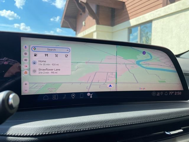 Used 2025 Cadillac XT4 Premium Luxury image 4