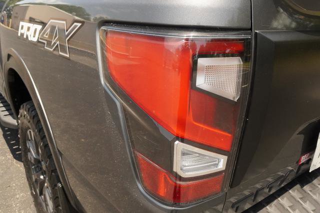 Used 2021 Nissan Titan PRO-4X w/ Pro-4x Convenience Package AWD/4WD image 38