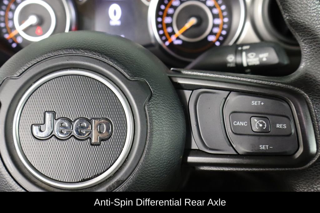 Used 2023 Jeep Gladiator Sport image 10