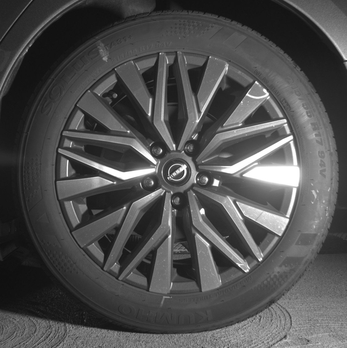 Used 2025 Nissan Altima 2.5 SV image 14