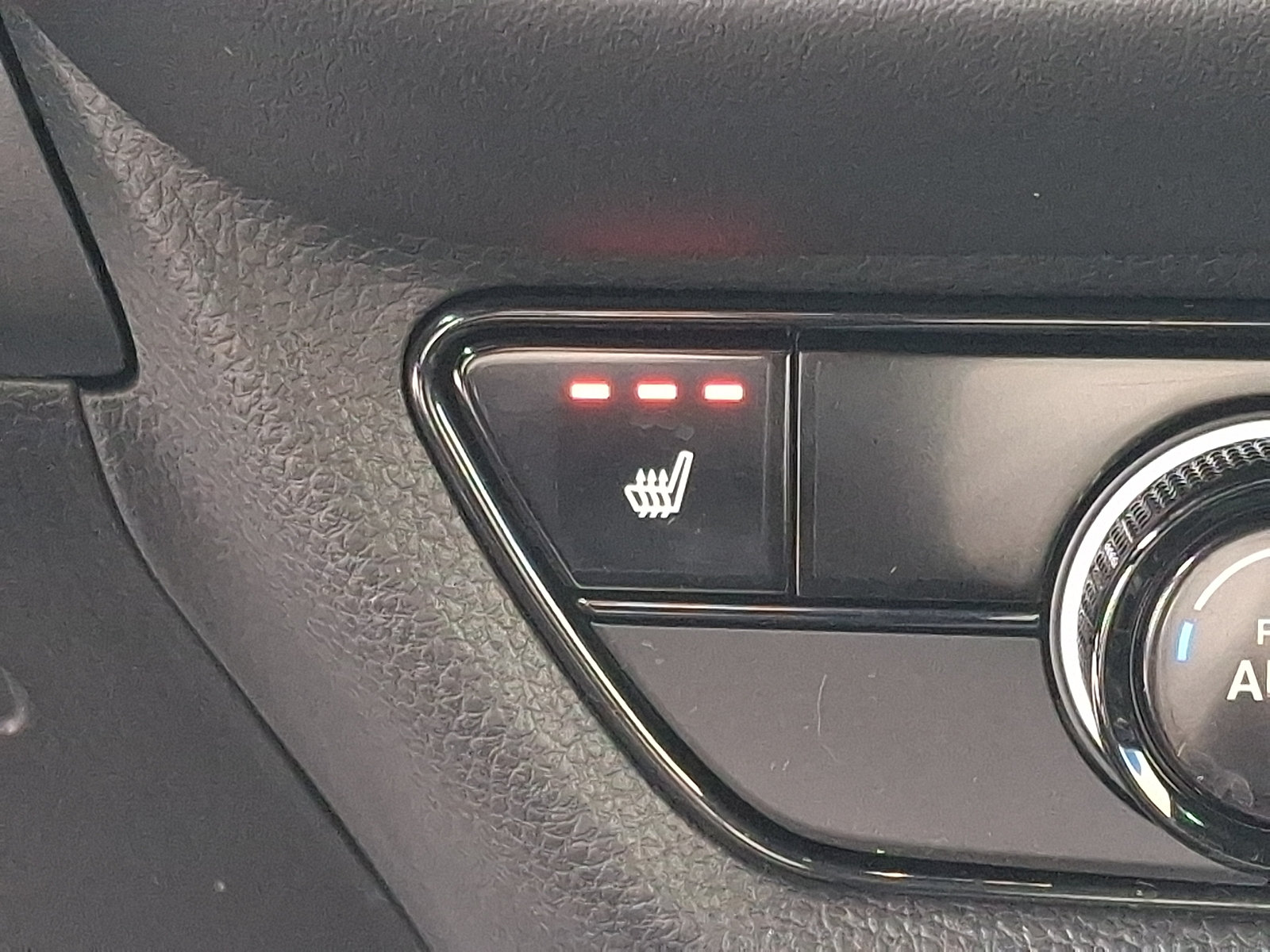 Certified 2025 Honda HR-V Sport image 23