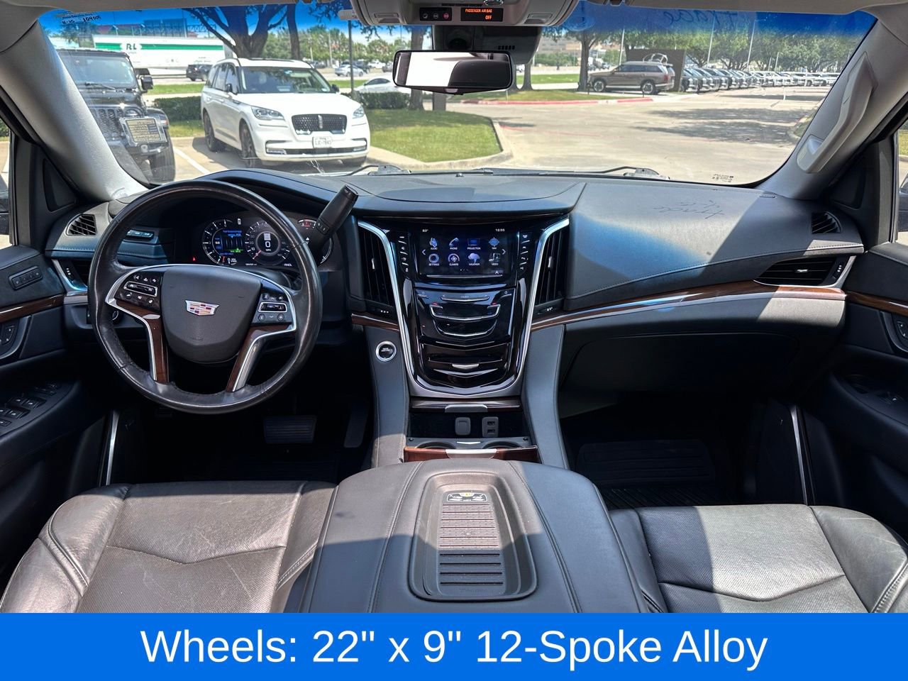 Used 2020 Cadillac Escalade Luxury w/ Escalade Sport Edition image 19