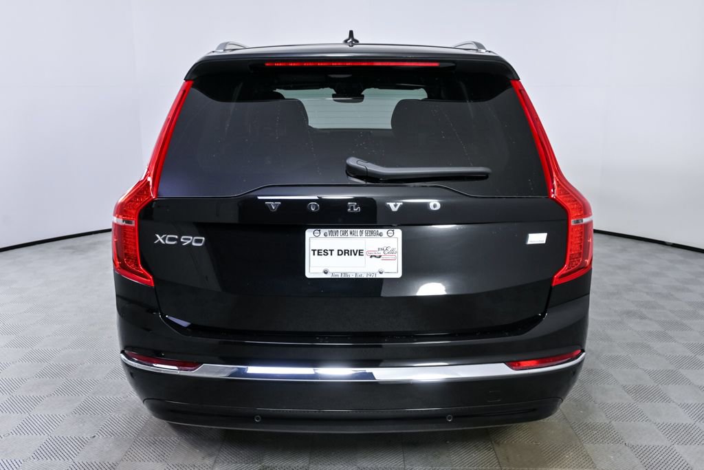 Certified 2024 Volvo XC90 T8 Core image 30