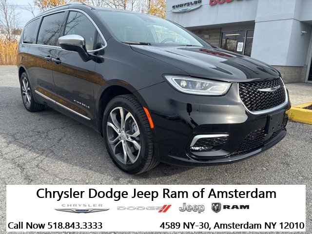 New 2026 Chrysler Pacifica Pinnacle w/ Trailer Tow Group image 1