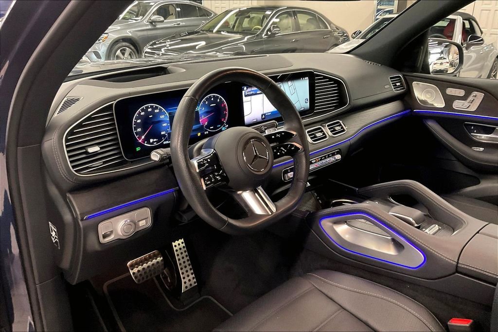 New 2025 Mercedes-Benz GLS 450 4MATIC image 6