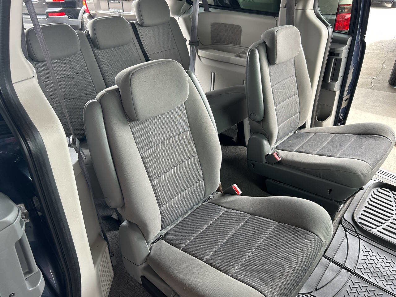 Used 2009 Dodge Grand Caravan SE FWD image 7