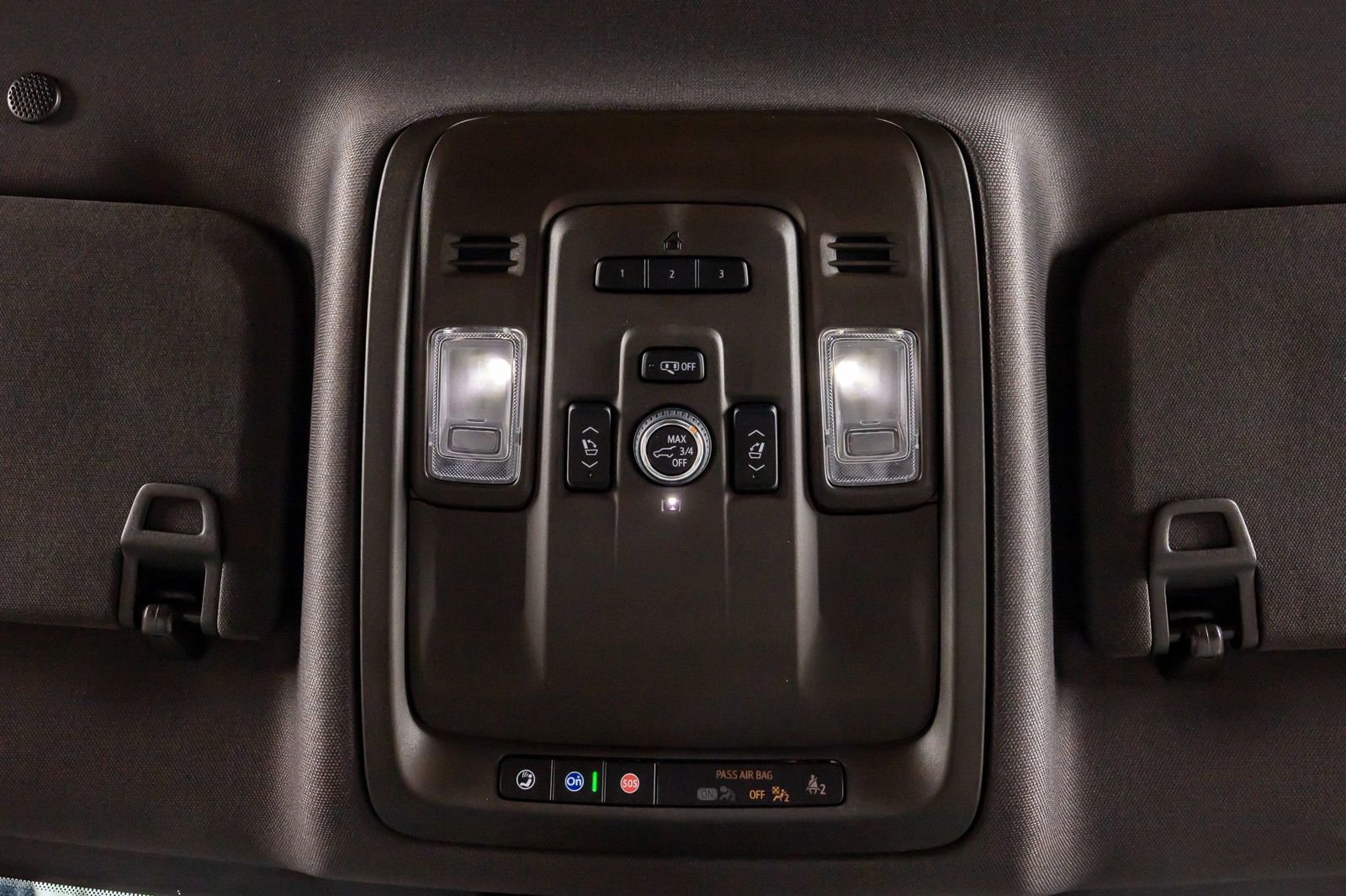 Used 2023 GMC Yukon Denali image 29