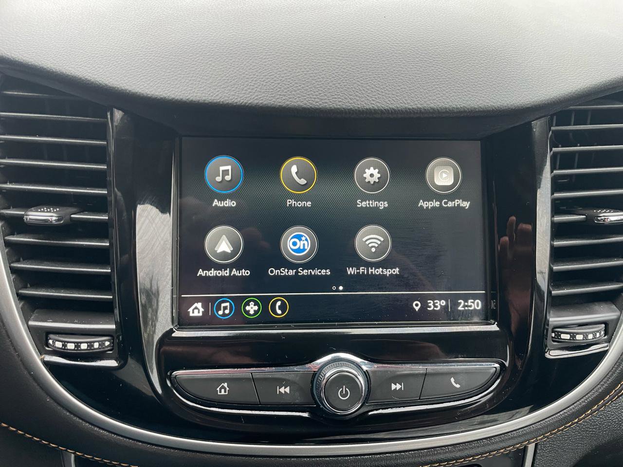 Used 2018 Chevrolet Trax LS AWD/4WD image 17