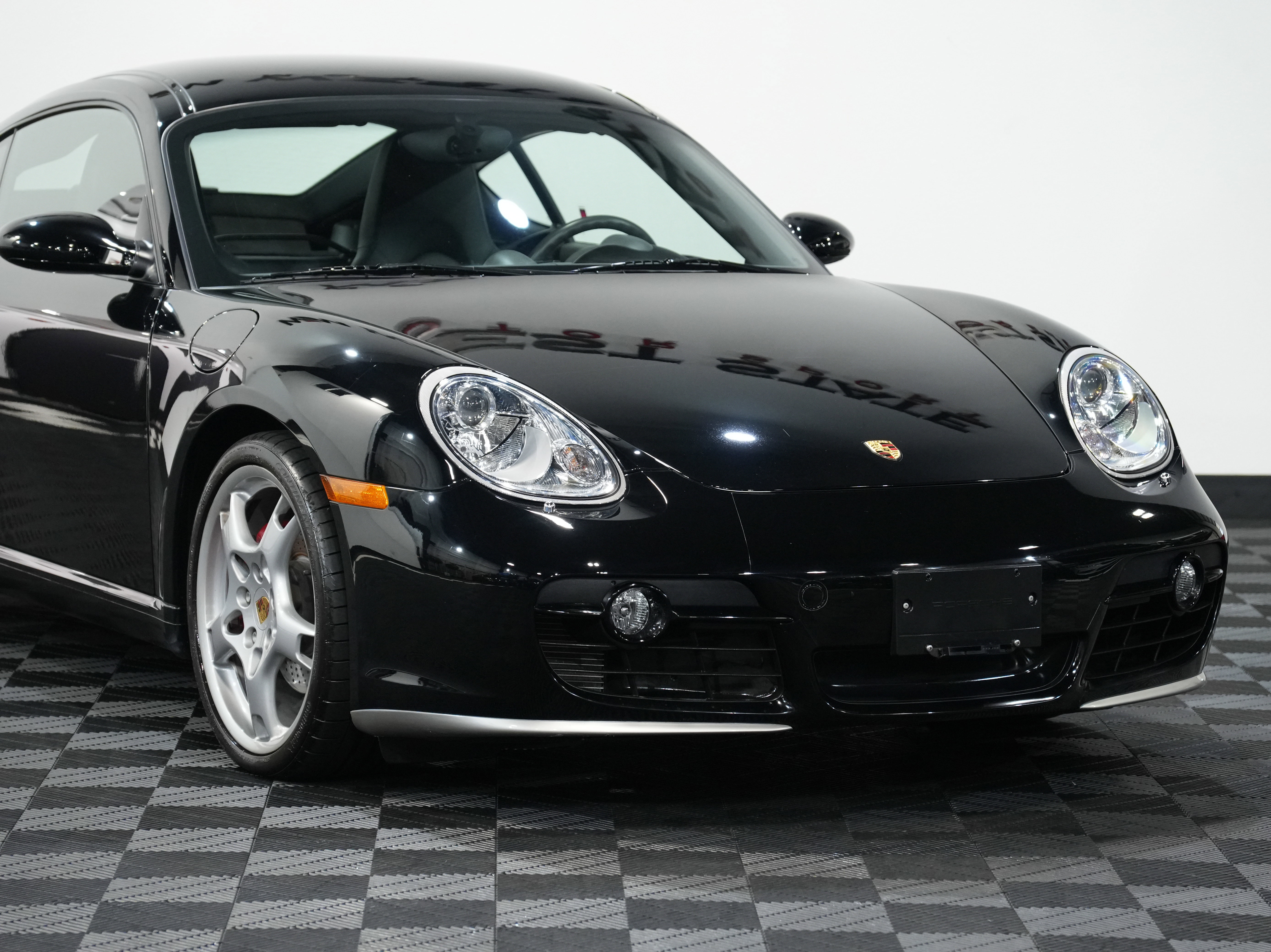 Used 2006 Porsche Cayman S image 9