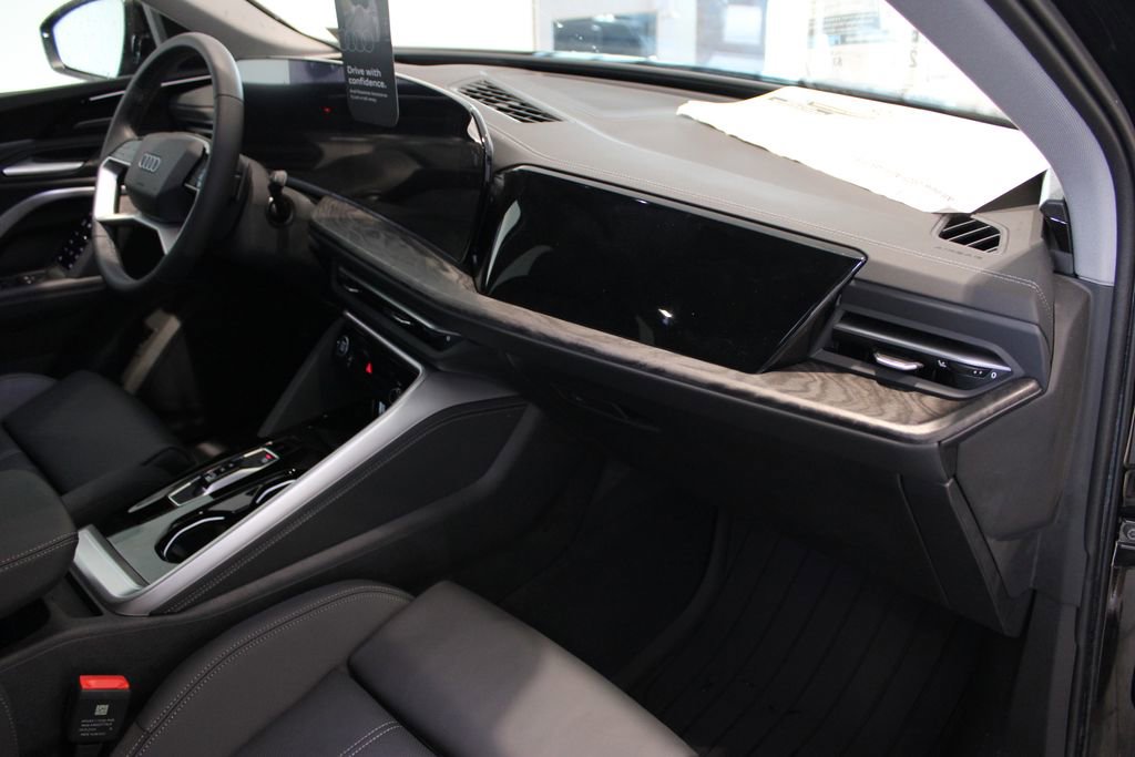 New 2025 Audi Q5 Premium Plus image 42
