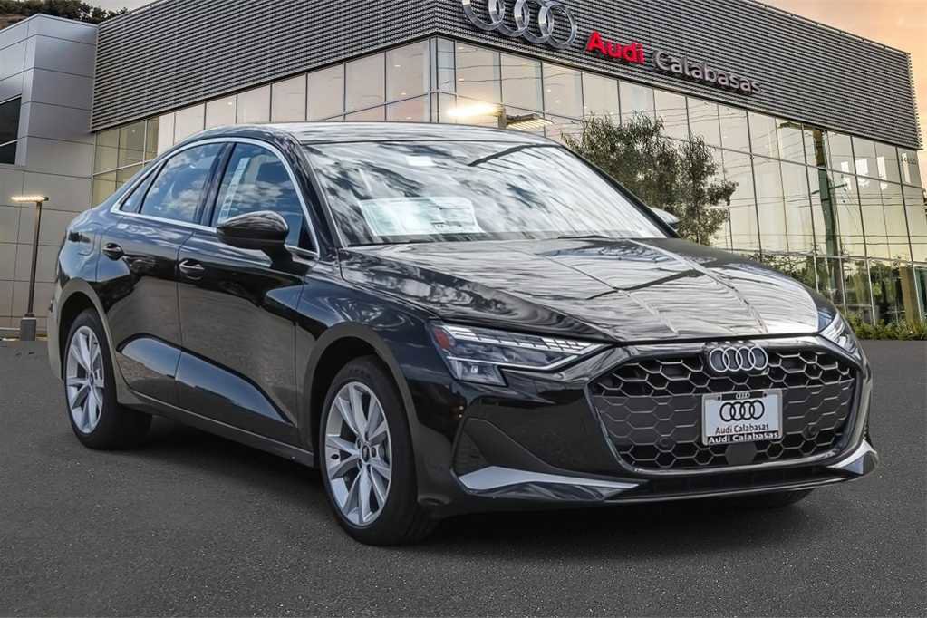 Used 2025 Audi A3 2.0T Premium w/ Convenience Package image 3
