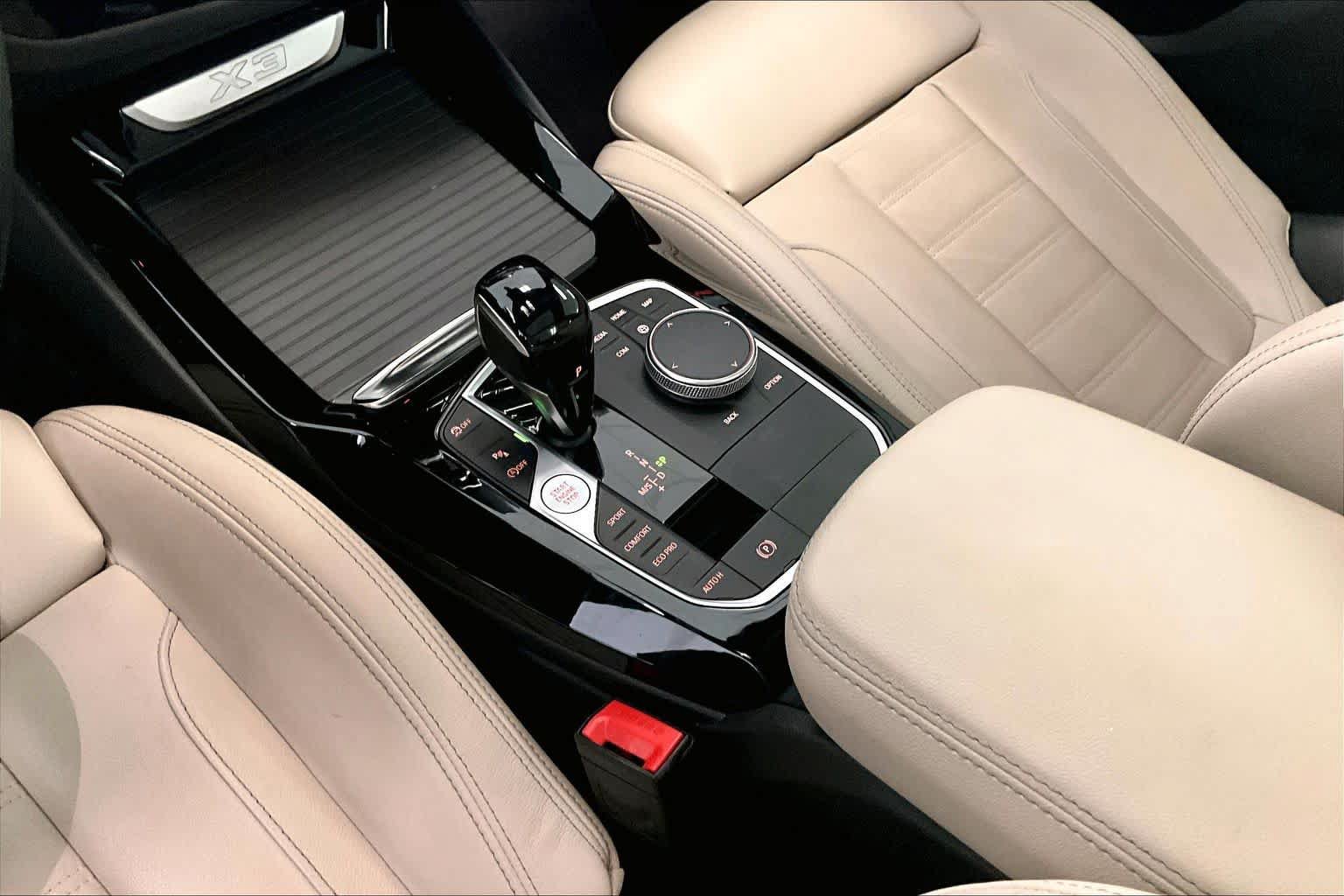 Used 2024 BMW X3 sDrive30i w/ Premium Package RWD image 15