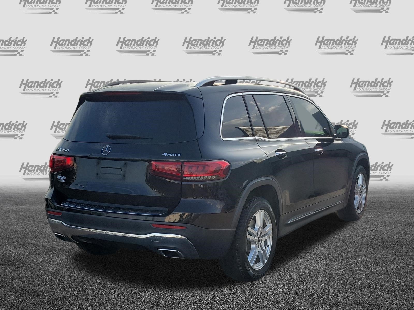Used 2020 Mercedes-Benz GLB 250 4MATIC image 7