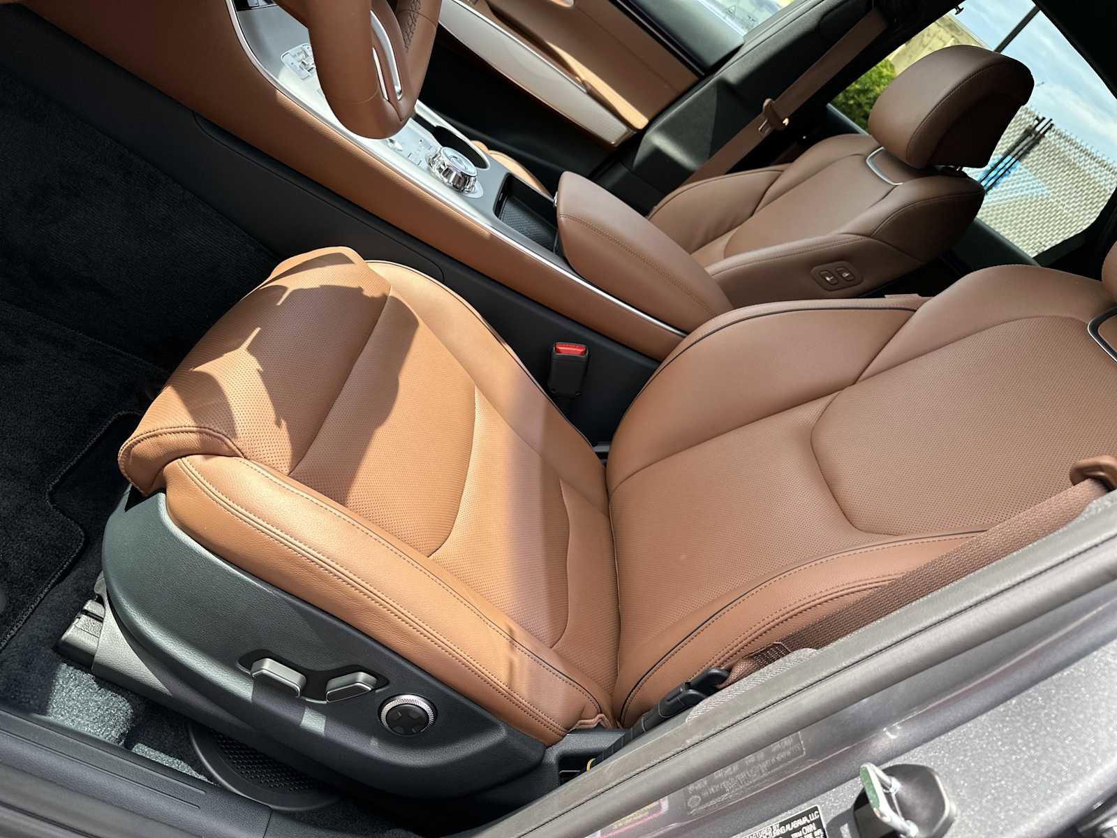 New 2026 Genesis GV70 2.5T Advanced w/ G1 Accessory Package image 9