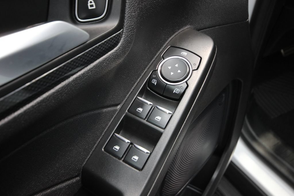Used 2023 Ford Escape ST-Line AWD/4WD image 14