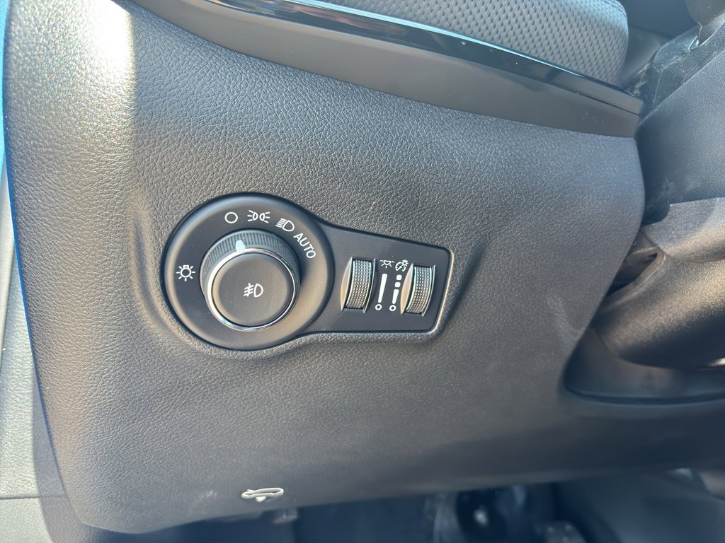 New 2026 Jeep Compass Latitude AWD/4WD image 34