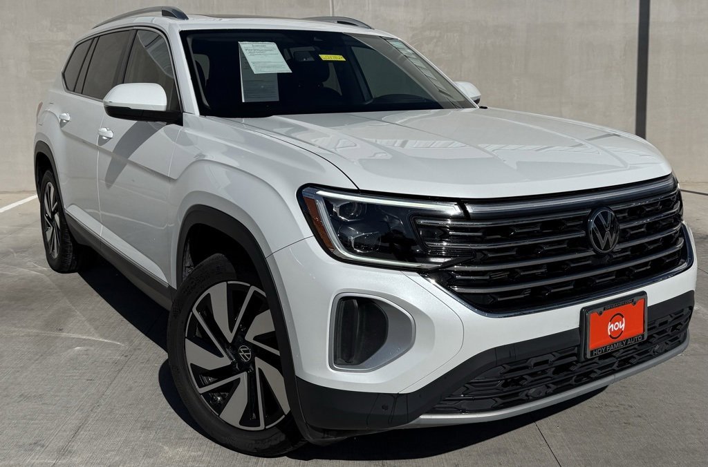 Used 2024 Volkswagen Atlas SEL image 1