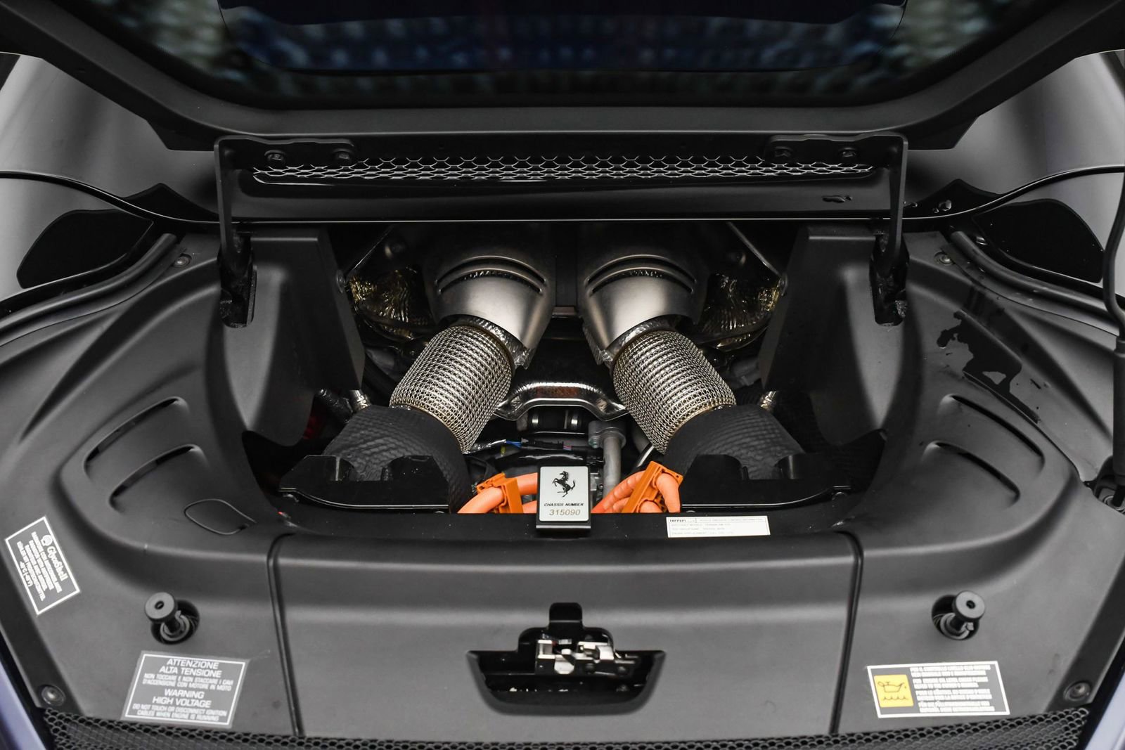 Used 2025 Ferrari 296 GTS image 31