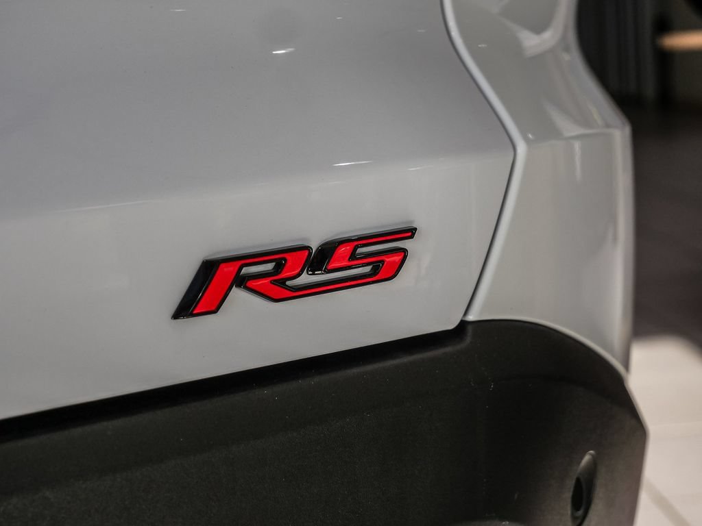 New 2027 Chevrolet Equinox RS w/ Safety and Technology Package FWD image 8